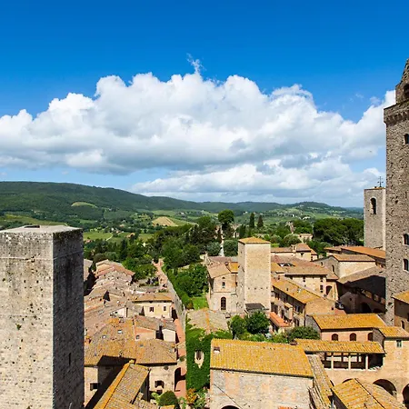 The Artists' Tower - Amazing View From The Tower San Gimignano