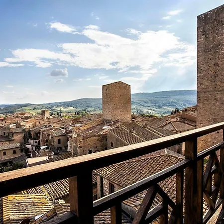 The Artists' Tower - Amazing View From The Tower Apartment *