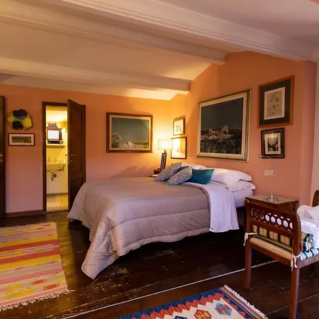 The Artists' Tower Apartment San Gimignano
