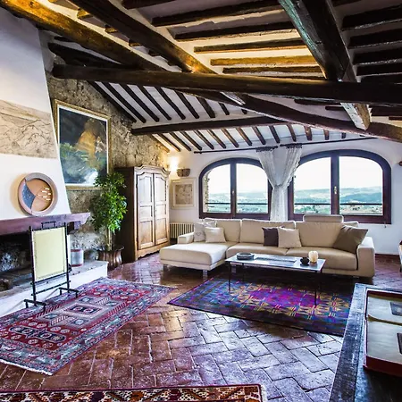 The Artists' Tower Apartment *
