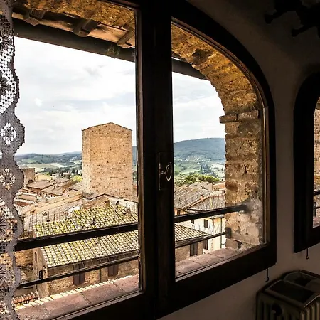 The Artists' Tower Daire